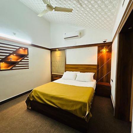 The Mallika Holidays Mananthavady Exteriör bild